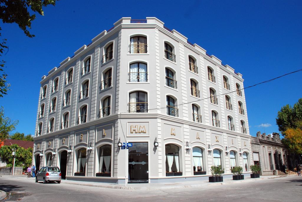 Hotel Maxim ตรินิดาด ภายนอก รูปภาพ